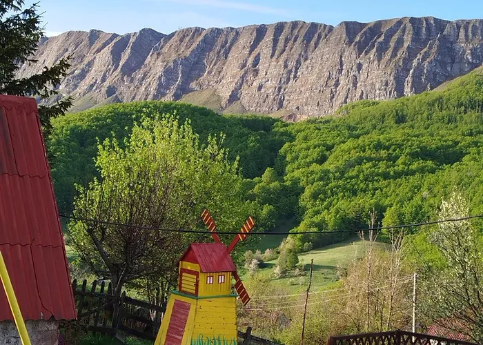 Cemerno 2 Daire Gacko